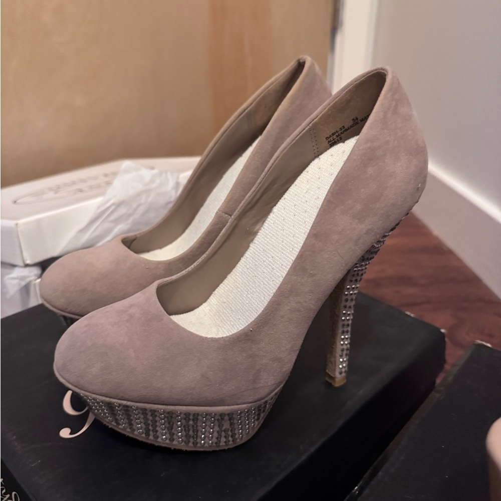 Elegant Taupe Platform Heels with Rhinestone Detail